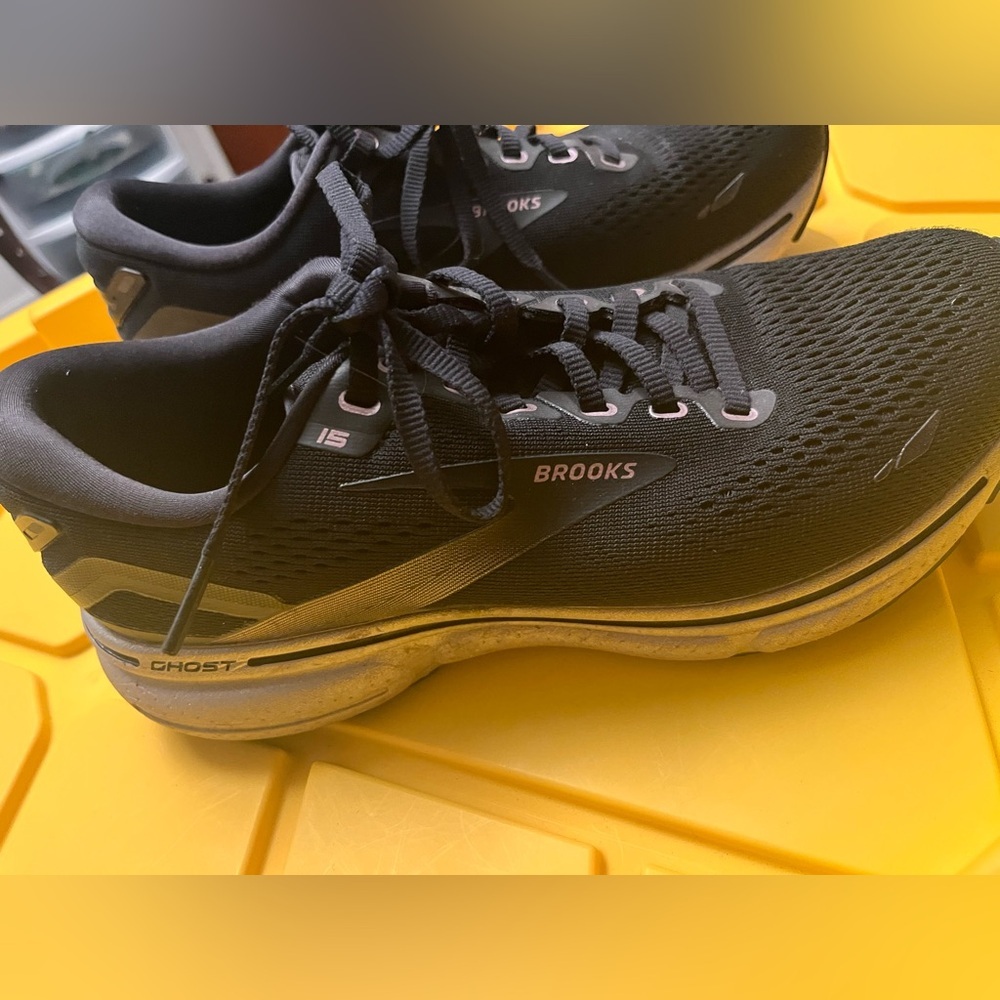 Brooks Women's Ghost 15 Engineered air mesh upper Black Running Athletic Shoes - Picture 9 of 10